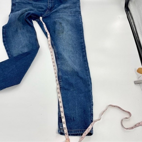 Rugby University Classic Denim Jeans Men’s 42 Waist 32 Length Stretch Fit - Picture 3 of 8